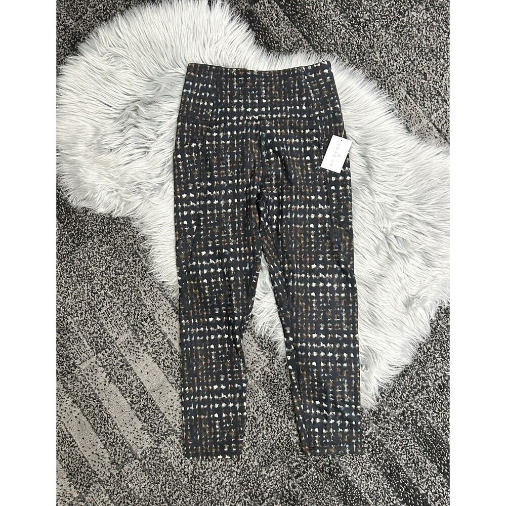 NEW Core 10 Women's Second Skin High Waist 7/8 Crop Yoga Leggings Size‎ Small.